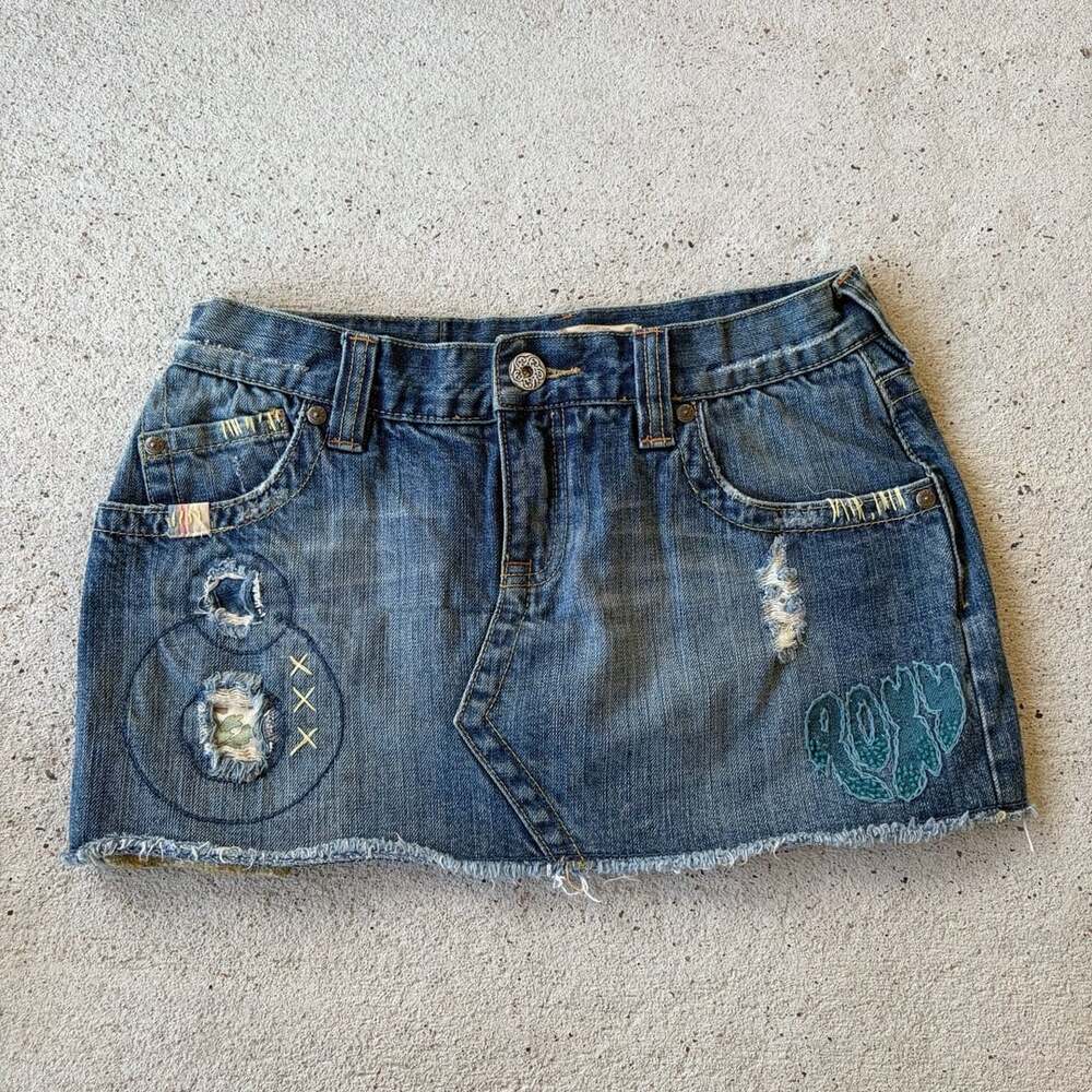 Roxy 2000s Y2K Distressed Patchwork Mini Skirt Size 3